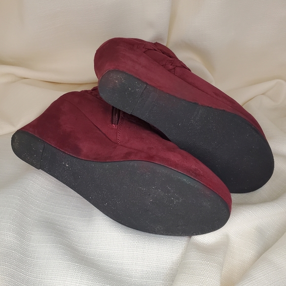 Unlisted Women's Wedges, Burgundy , 8.5 - Picture 10 of 13